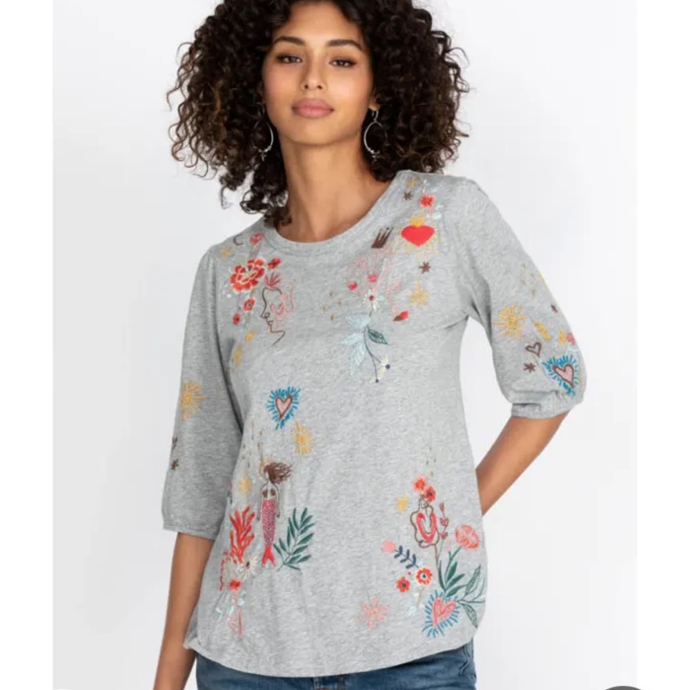 Johnny Was Ruth Puff Sleeve Embroidered Tee, size XL